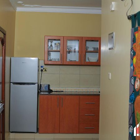 Crest Homes Uganda Kitende Extérieur photo