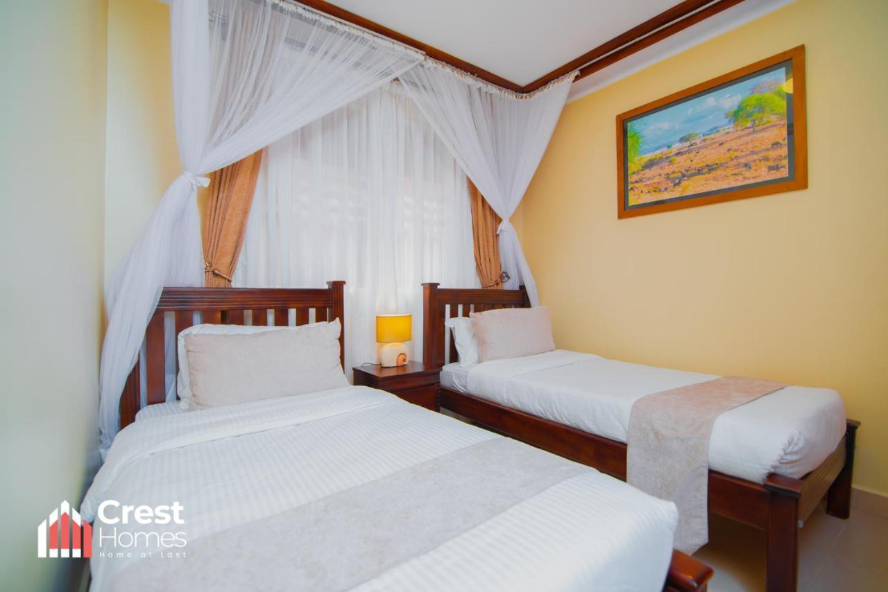 Crest Homes Uganda Kitende Extérieur photo